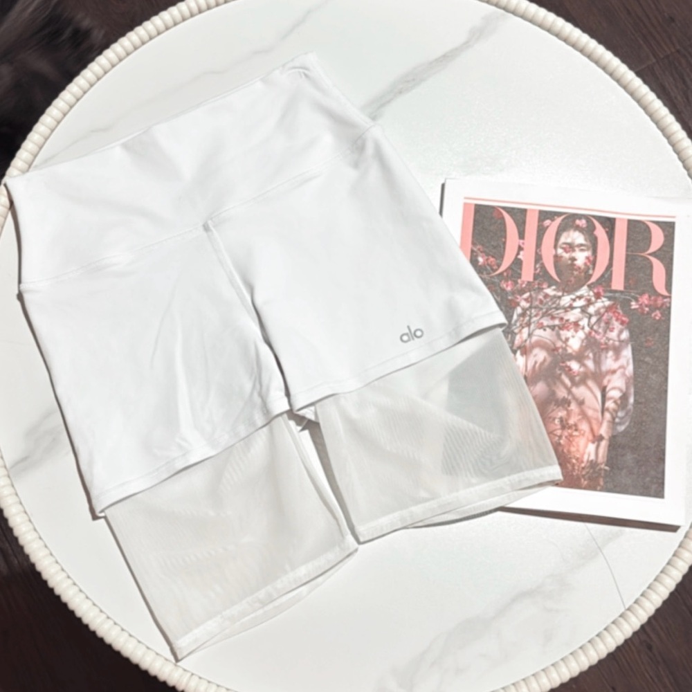 ALO Yoga Women's White Mesh Bike Shorts